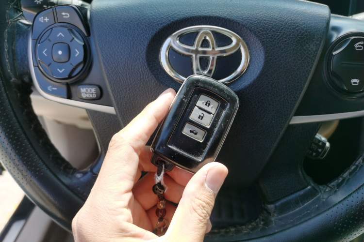 Used Toyota Camry 2012 2.5G Luxury Navigation Edition
