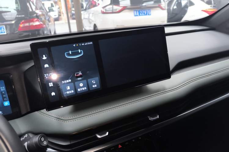 Used Geely Auto Haoyue L 2023 2.0T DCT Prestige Edition
