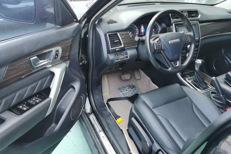 Used Haval H2 2016 Red Label 1.5T Automatic Two-Wheel Drive Elite Model