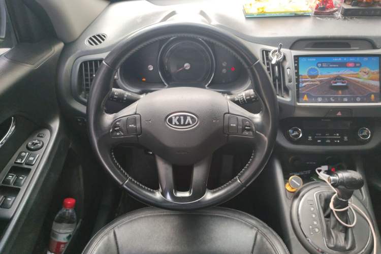 Used Kia Sportage R 2014 2.0L Automatic Two-Wheel Drive GLS Trim
