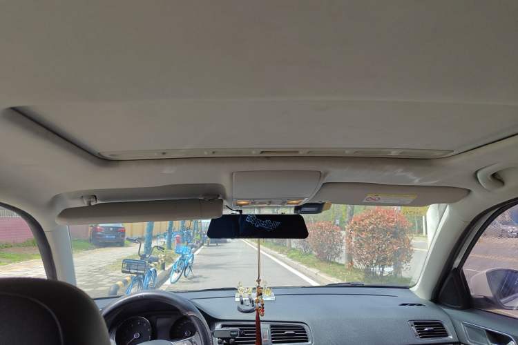 Used Volkswagen Lavida 2017 230TSI DSG Comfort Edition
