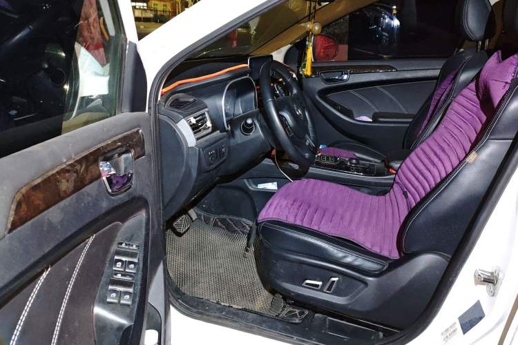 Used Dongfeng Fengon 580 2020 1.5T CVT Luxury Edition
