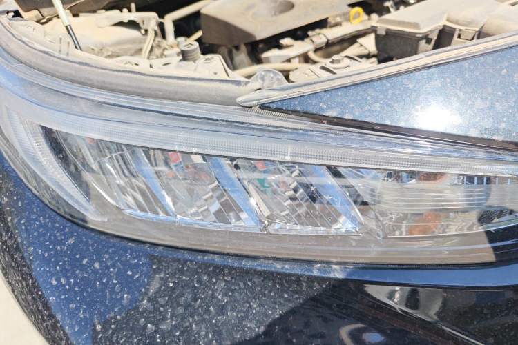 Used Toyota Wildlander 2020 2.0L CVT Two-Wheel Drive Luxury Edition Right Front Headlight