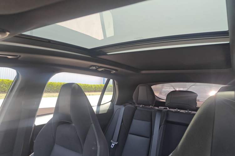 Used Lynk & Co 01 2023 1.5TD EM-F PM Headliner