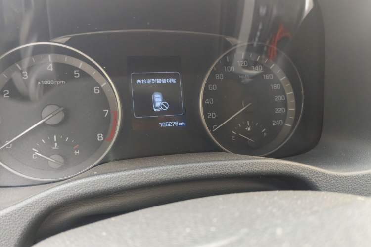 Used Hyundai Elantra (6th Generation / Lingdong) 2016 1.6L Automatic ZhiXuan – Elite Version Odometer Close Up