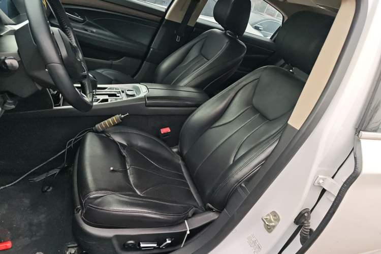 Used Geely Auto Emgrand GT 2018 1.8T Zunshang Zhiling Edition
