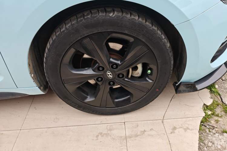 Used Hyundai Lafesta 2019 280TGDi Smart Speed Version China VI Standard Right Front Wheel Hub