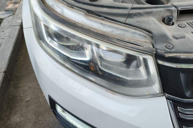 Used CHANGAN CS95 2017 2.0T Two-Wheel Drive Zhituo Edition
