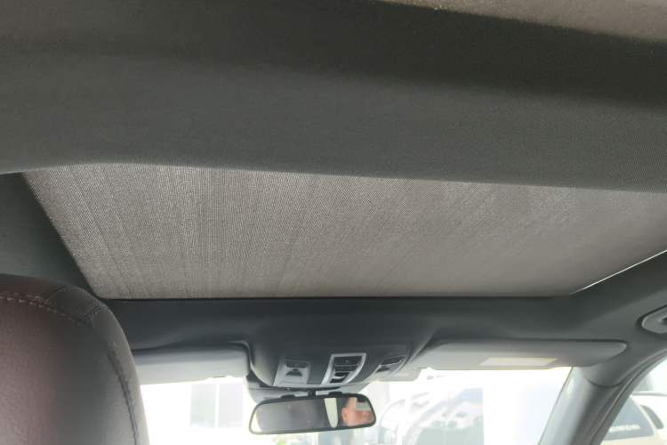 Used Mercedes-Benz M-Class 2014 ML 400 4MATIC Luxury Model