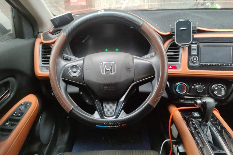 Used Honda Vezel 2017 1.8L CVT Front-Wheel Drive Pioneer Edition
