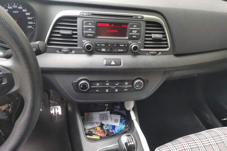 Used Kia K4 2014 1.8L Manual GL