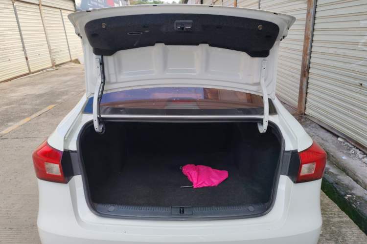 Used Roewe 360 2017 1.5L Automatic Luxury Edition