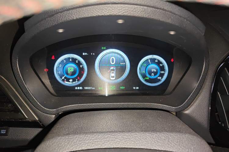 Used BYD Qin New Energy 2015 1.5T Dual-Crown Flagship Edition
