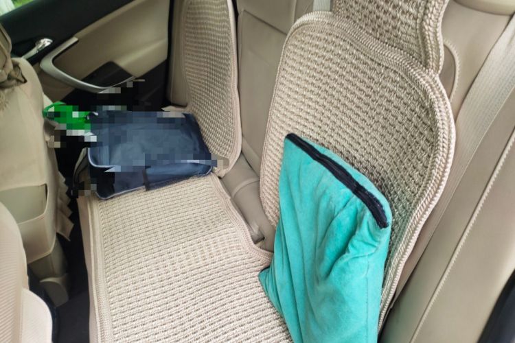 Used Buick Regal 2010 2.0L Expo Edition Left Rear Seat