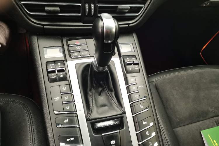 Used Porsche Macan 2020 Macan S 3.0T
