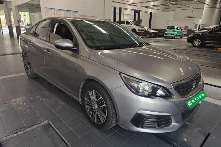 Used Peugeot 308 2016 1.6L Manual Fashion Edition
