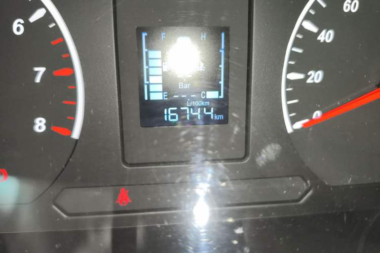 Used FORTHING Lingzhi PLUS 2021 2.0L Manual Comfort Version 7 Seats