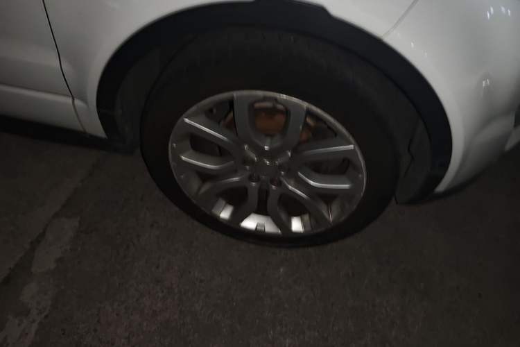 Used Land Rover Range Evoque 2014 2.0T 5-Door Ignite Edition Exterior 7