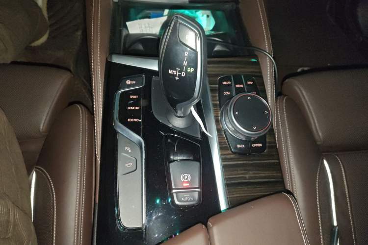 Used BMW 5 Series 2018 Facelifted 530Li xDrive Luxury Package