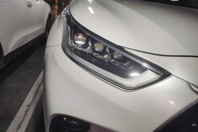 Used Toyota Highlander 2022 Dual-Engine 2.5L Four-Wheel Drive Prestige Version 7 Seats