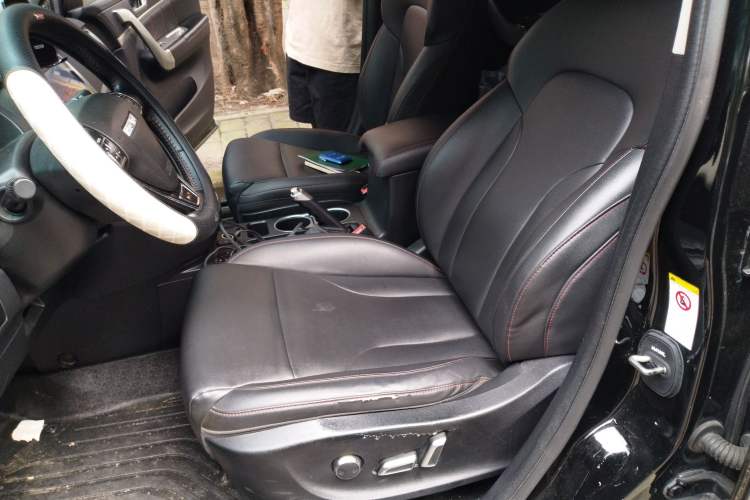 Used Haval H6 2015 Sport Edition 1.5T Automatic Two-Wheel Drive Luxury Model
