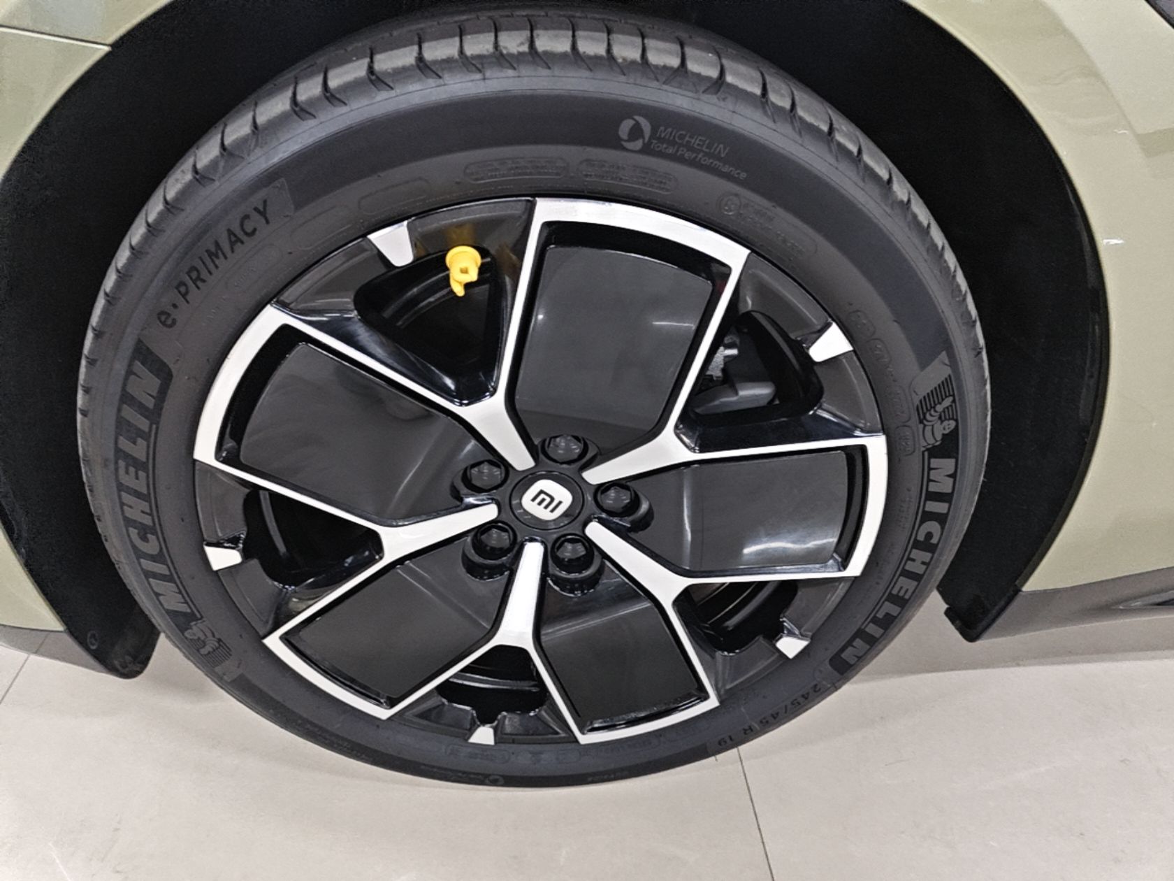 Xiaomi Auto SU7 2024 Rear-Drive Long-Range Intelligent Driving Version — снимка 10