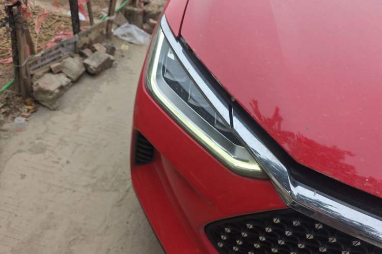 Used BYD e2 2019 High-Range Version – Chuan·Luxury Model Right Front Headlight