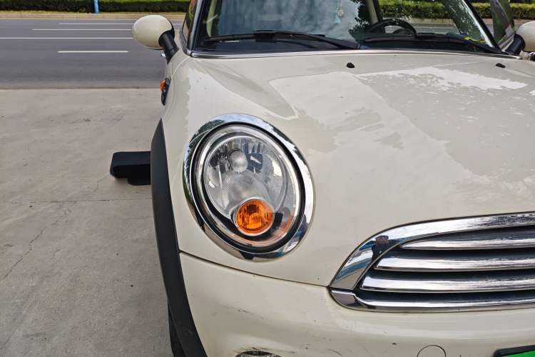 Used MINI Clubman  Right Front Headlight