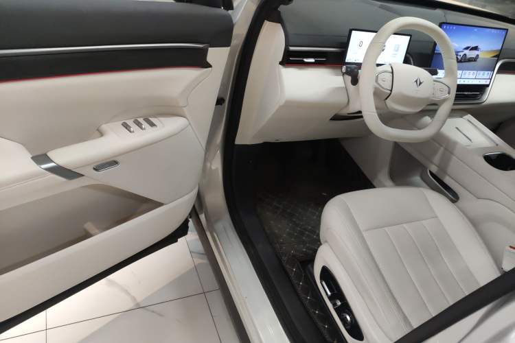 Used Dongfeng eπ eπ008 2026 Model Six-Seat Range-Extended Family Edition
