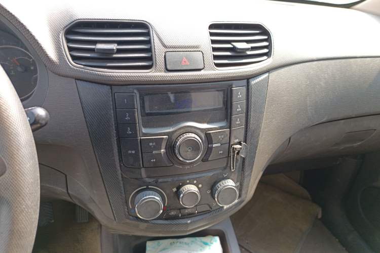 Used Wuling Hongguang 2014 1.2L S Standard Version China IV Standard