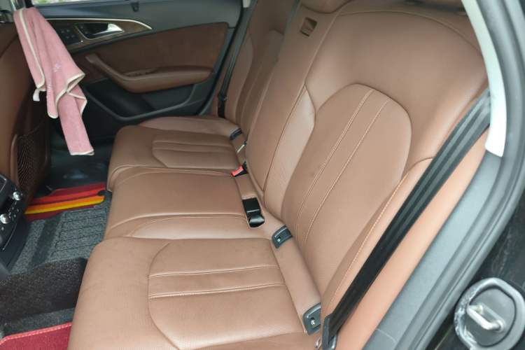 Used Audi A6L 2018 30th Anniversary Edition 45 TFSI quattro Luxury Model Left Rear Seat