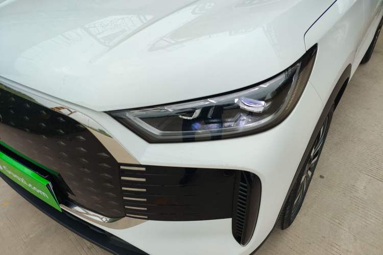 Used Chery Fengyun T8 2025 1.5T 130km Deluxe Version 5 Seats
