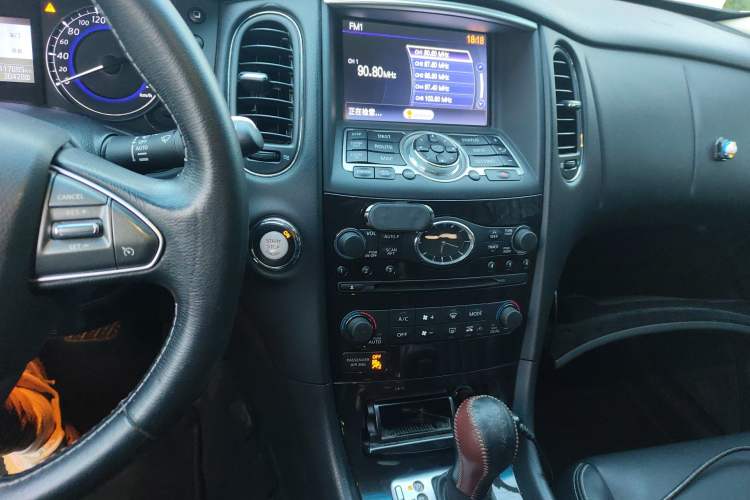 Used Infiniti QX50 2015 2.5L Enjoyment Edition Audio And AC Panel