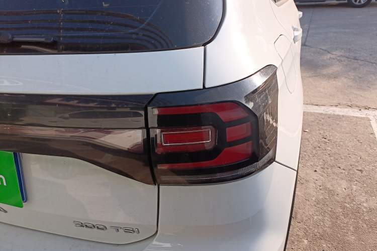 Used Volkswagen Tacqua 2023 200TSI DSG Joy-Connect Edition
