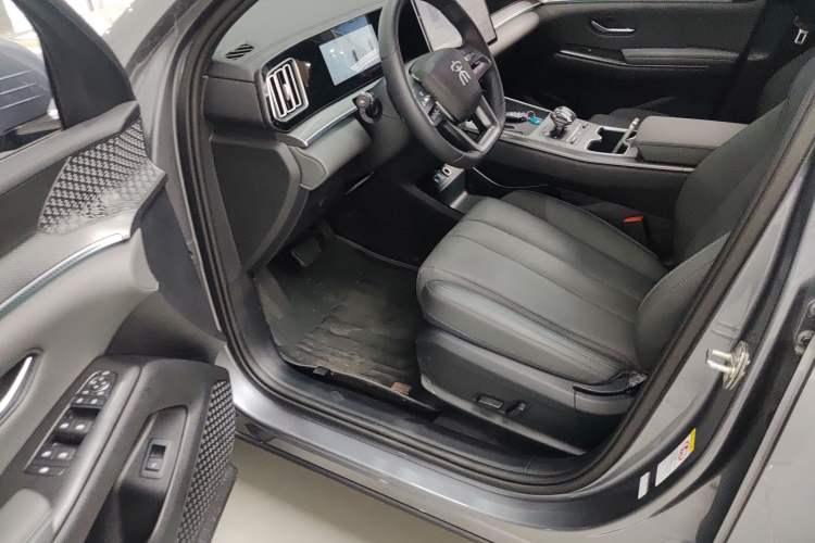 Used BYD Song Pro New Energy 2025 Second-Generation Intelligent Driving Version DM-i 115KM Excellence Edition Driver Seat