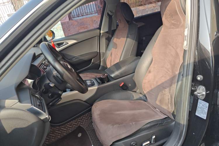 Used Audi A6L 2018 30th Anniversary Edition 35 TFSI Fashion Model
