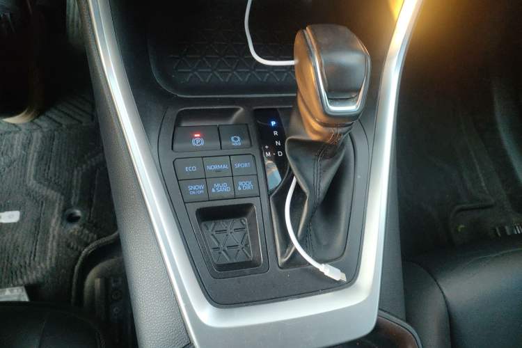 Used Toyota RAV4 2021 2.0L CVT 4x4 Style PLUS Edition