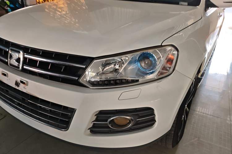 Used Zotye T600 2015 Family Edition 2.0T Manual Elite Version
