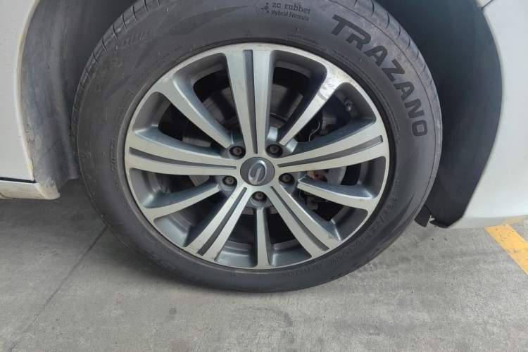 Used GAC Trumpchi M8 2018 320T Luxury Edition Right Front Wheel Hub