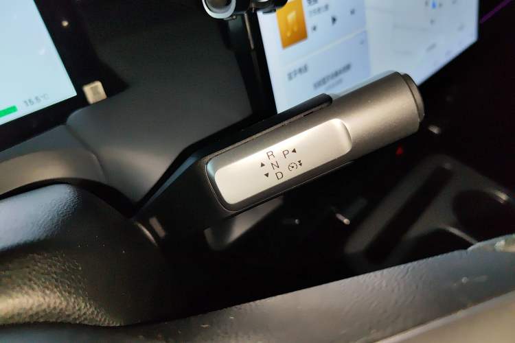 Used AION Y 2022 Plus 70 Tech Edition