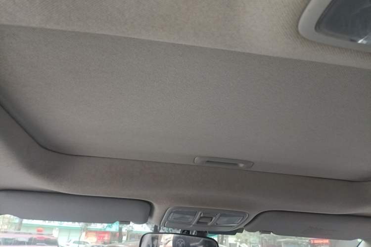 Used Hyundai ix35 2013 2.0L Automatic Two-Wheel Drive Smart GLS China IV Standard