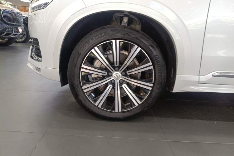 Used Volvo XC90 2021 B6 Zhiyi Luxury Edition 7-Seater Exterior 4