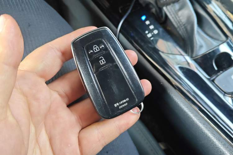 Used Toyota IZOA 2020 2.0L Yi Xiang CARE
