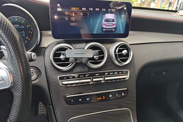 Used Mercedes-Benz GLC Coupe AMG 2020 AMG GLC 43 4MATIC Coupe SUV Audio And AC Panel