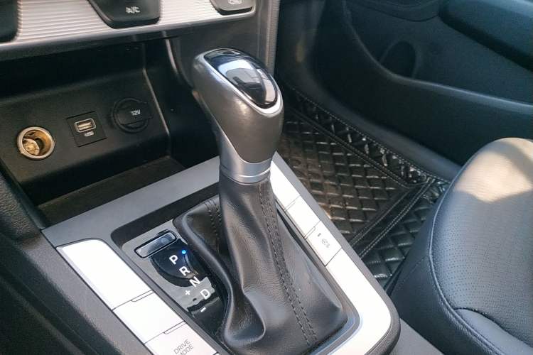 Used Hyundai Elantra (6th Generation / Lingdong) 2019 1.5L CVT ZhiXuan – Elite Version