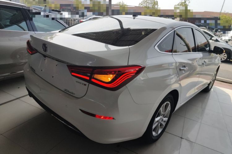 Used CHANGAN Eado 2019 High-Energy Edition 1.6L GDI Automatic Pioneer Model China VI Standard
