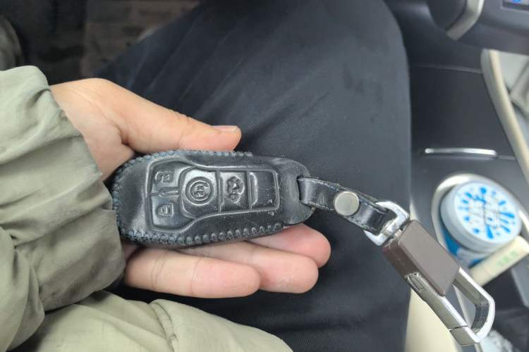 Used Lincoln MKC 2014 2.0T Two-Wheel-Drive Luxury Edition