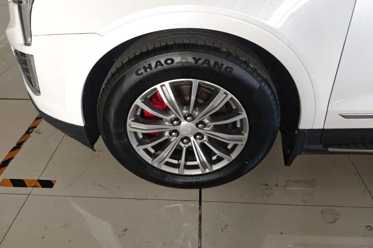 Used Cadillac XT5 2018 25T Luxury Model
