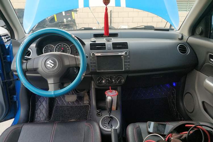 Used Suzuki Swift 2015 1.5L Automatic Limited Edition
