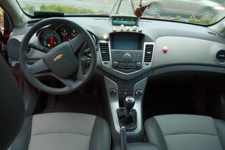 Used Chevrolet Cruze 2013 1.6L SL MT
